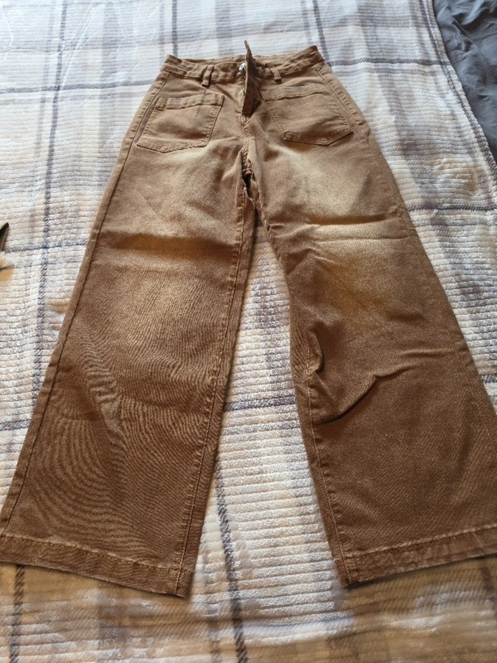 High-Rise Wide-Leg Jeans in Brown